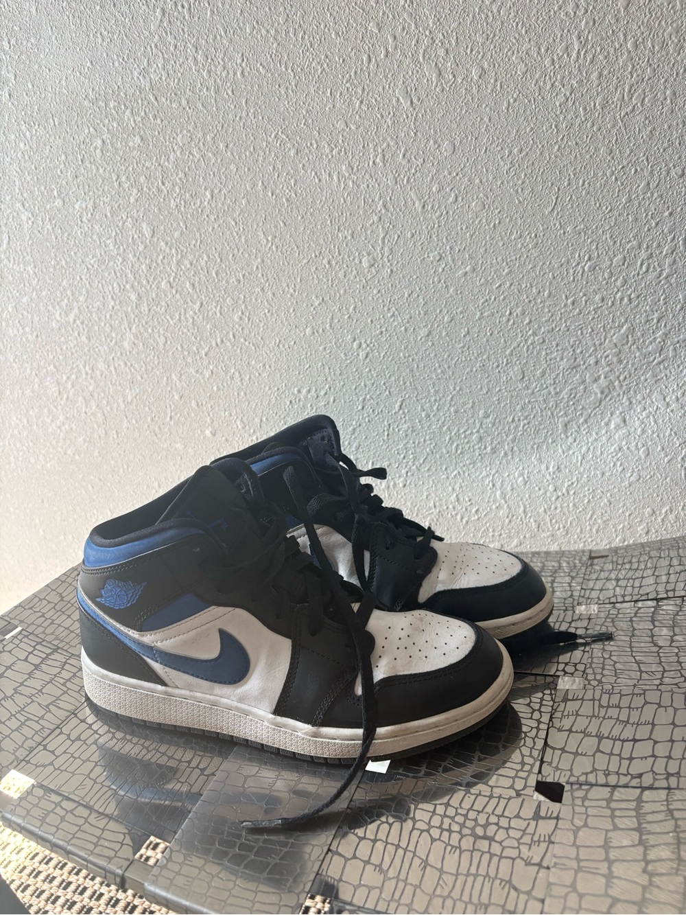 Jordan Men’s Mid-Top Sneakers Black, White & Royal Blue